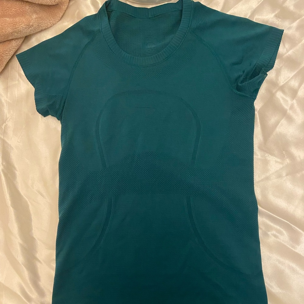 Blue/ Green lululemon swiftly tech!